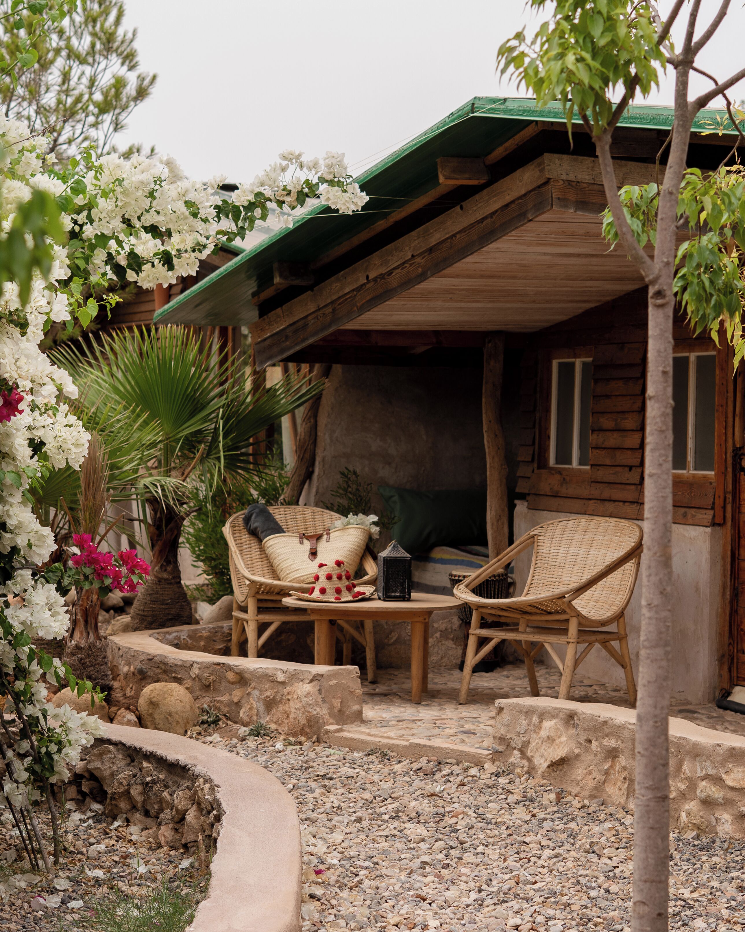 Cabane Classique, vue jardin | Coffres-forts dans les chambres, décoration personnalisée