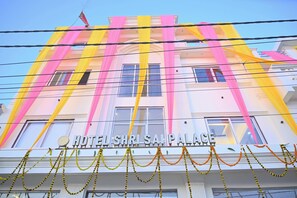Exterior detail - Hotel Shri Sai Palace Ayodhya (Faizabad)