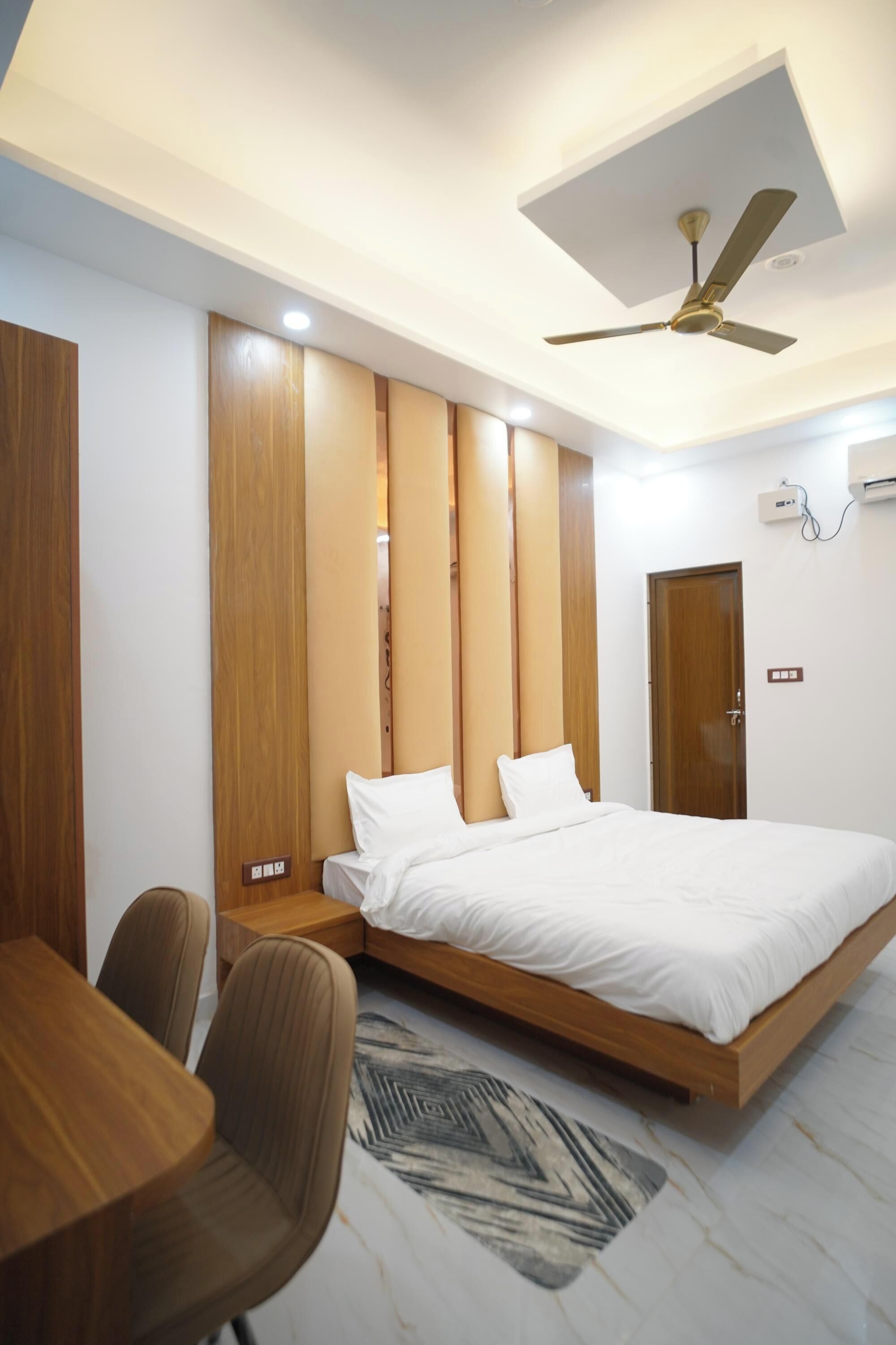 Deluxe Room | Free WiFi