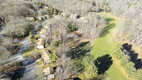 Accessible Lake Harmony Condo – Single-Level Comfort, Sleeps 6