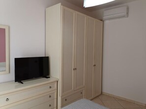 Phòng, phòng tắm riêng | Nội thất