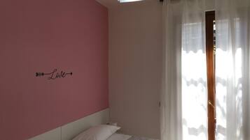 Rom, kjæledyr tillatt