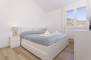 2 camere, ferro/asse da stiro, culla da viaggio