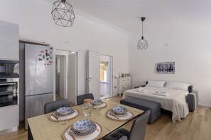 Dining - Villa Aurora with private pool (Tertenia)