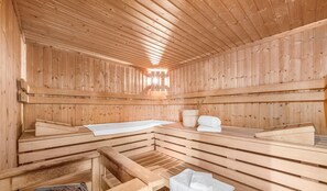 Sauna - Linda - Balcony with sea view, private beach chair on the beach, swimming pool (Kronsgaard)