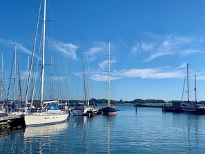 Marina - Inga - Sea view, private beach chair on the beach, swimming pool, sauna (Kronsgaard)