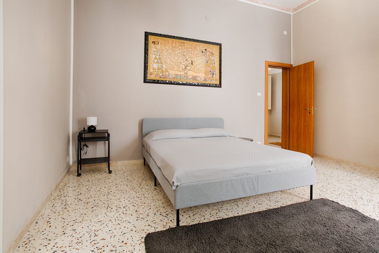 3 Schlafzimmer, Bügeleisen/Bügelbrett