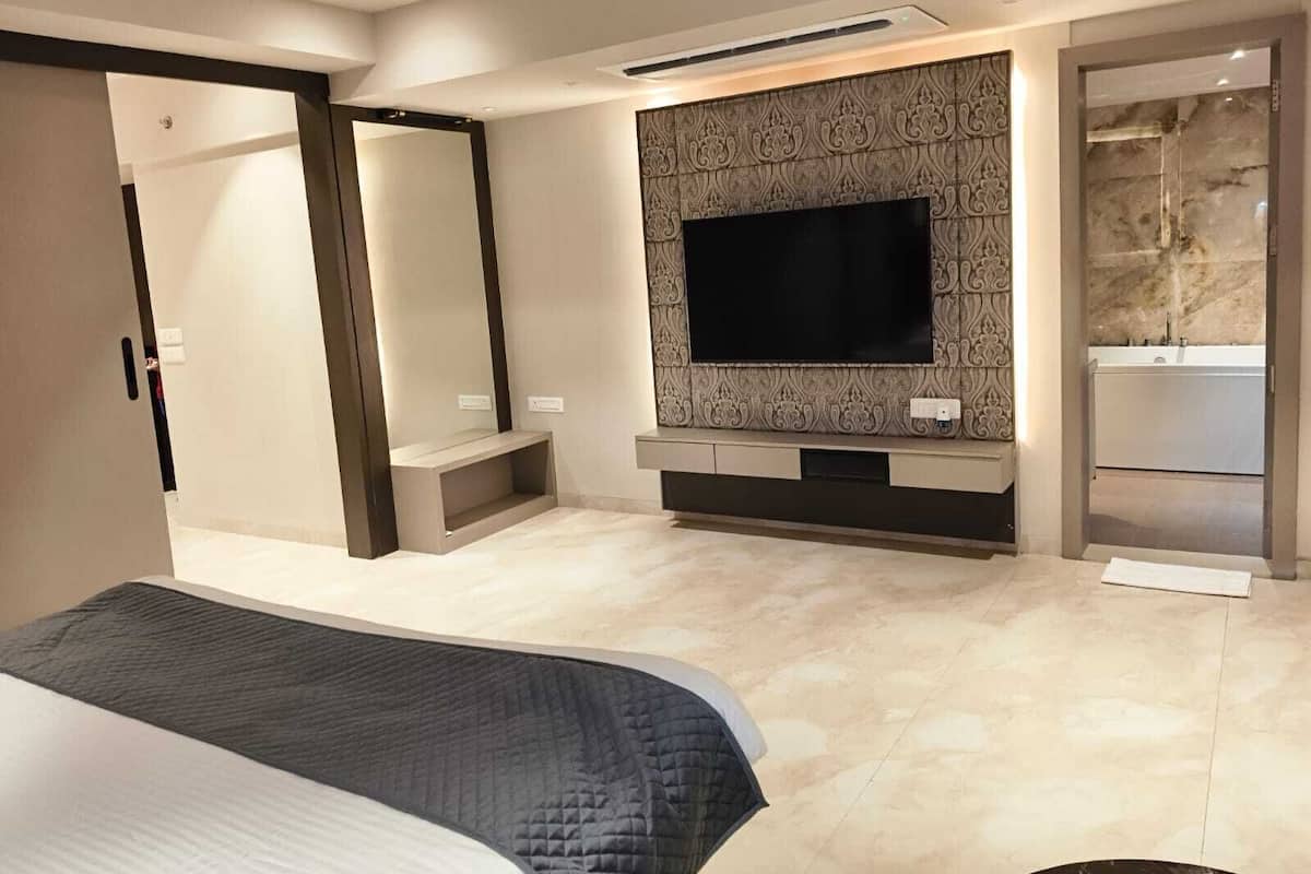 Deluxe Room | Free WiFi