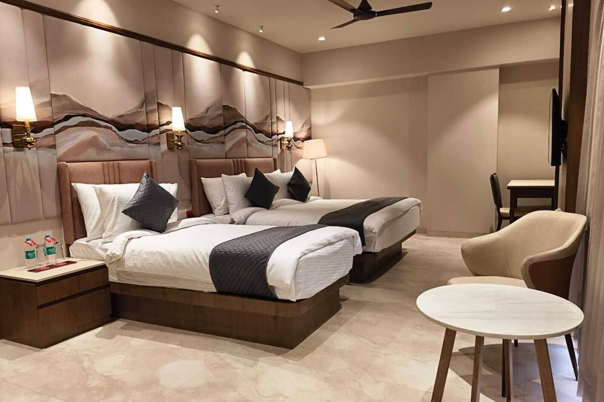 Family Room | Free WiFi