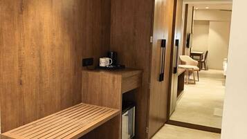 Hypo-allergenic bedding, desk, laptop workspace, rollaway beds