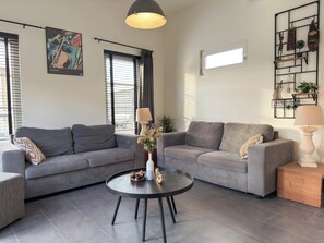 Luokittelematon kuva, 5 kautta 21, painike