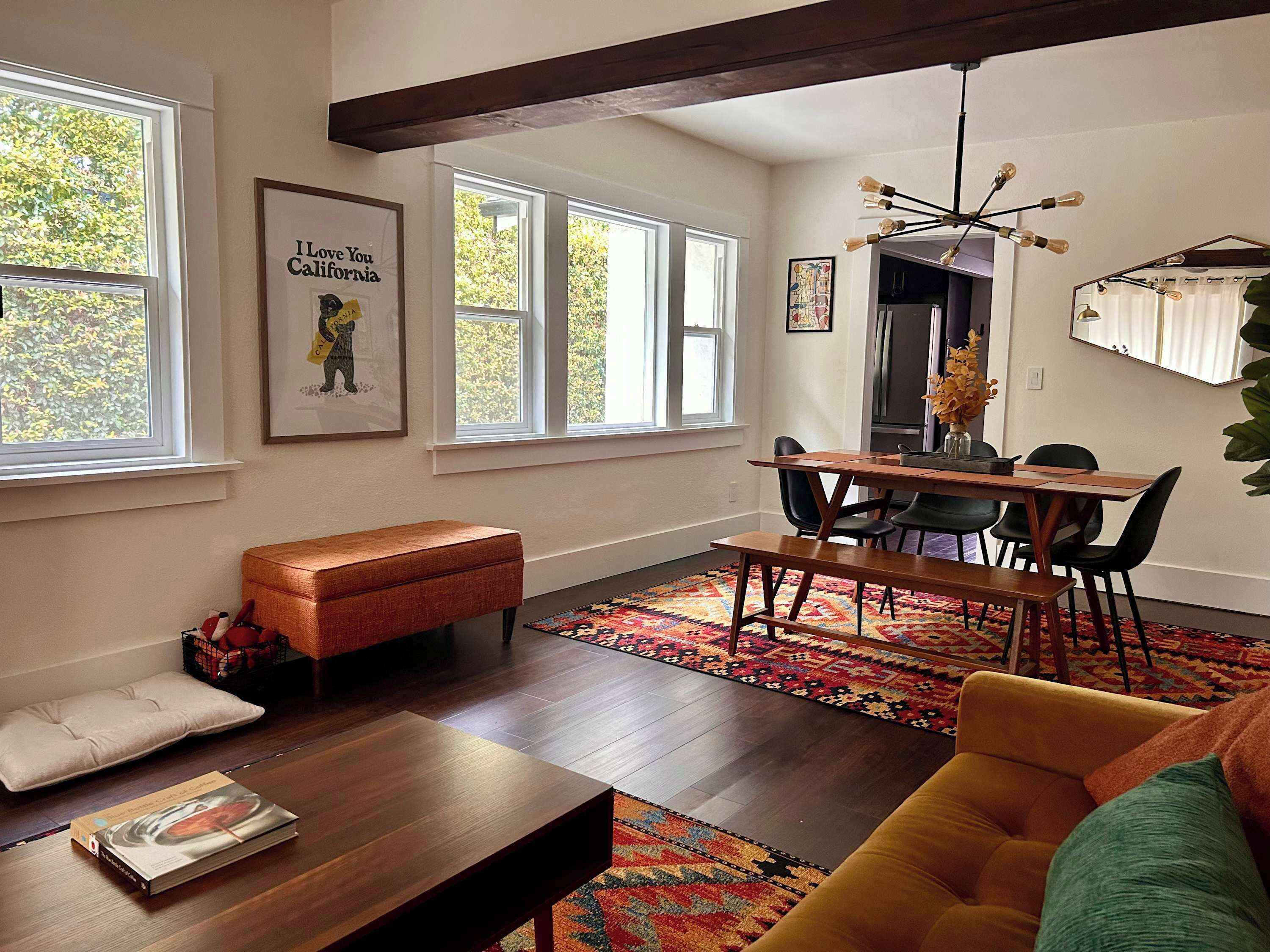 Apartment, Multiple Beds, Patio, Garden View (Charming Craftsman) | Living area