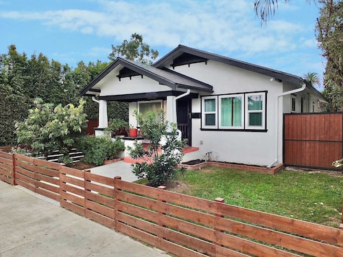 Charming Craftsman - Beach Close
