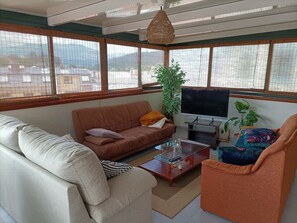 Living area - Apartment with terrace in Rías Altas (Ortigueira)
