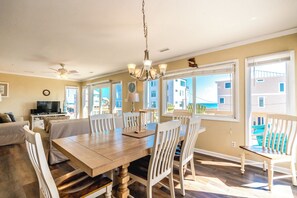 Unclassified image, 5 of 28, button - Turtle Sanctuary - Cozy 4BR home on the 2nd Row! (Topsail Beach)