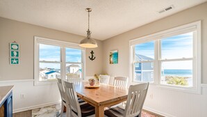 Dining - Knot Too Shabby - Quaint Home with Covered Porches on Quiet Street (North Topsail Beach)
