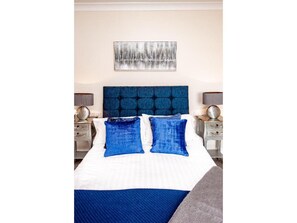 Room - Standard Twin Room (Blackpool)