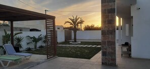 Vila, 3 quartos, acessível, para fumantes | Terraço/pátio