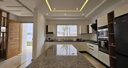 Luxurious Villa Rental in Houmt Souk, Djerba - Perfect Family Retreat