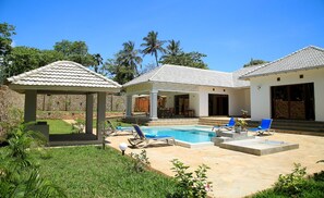 Pool - 3 Bedroom Villa Marina with AC (Mtwapa)