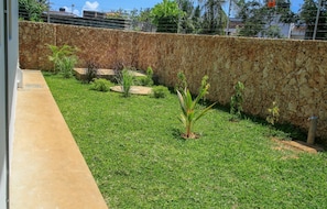 Property grounds - 3 Bedroom Villa Marina with AC (Mtwapa)