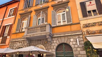 Facciata della struttura