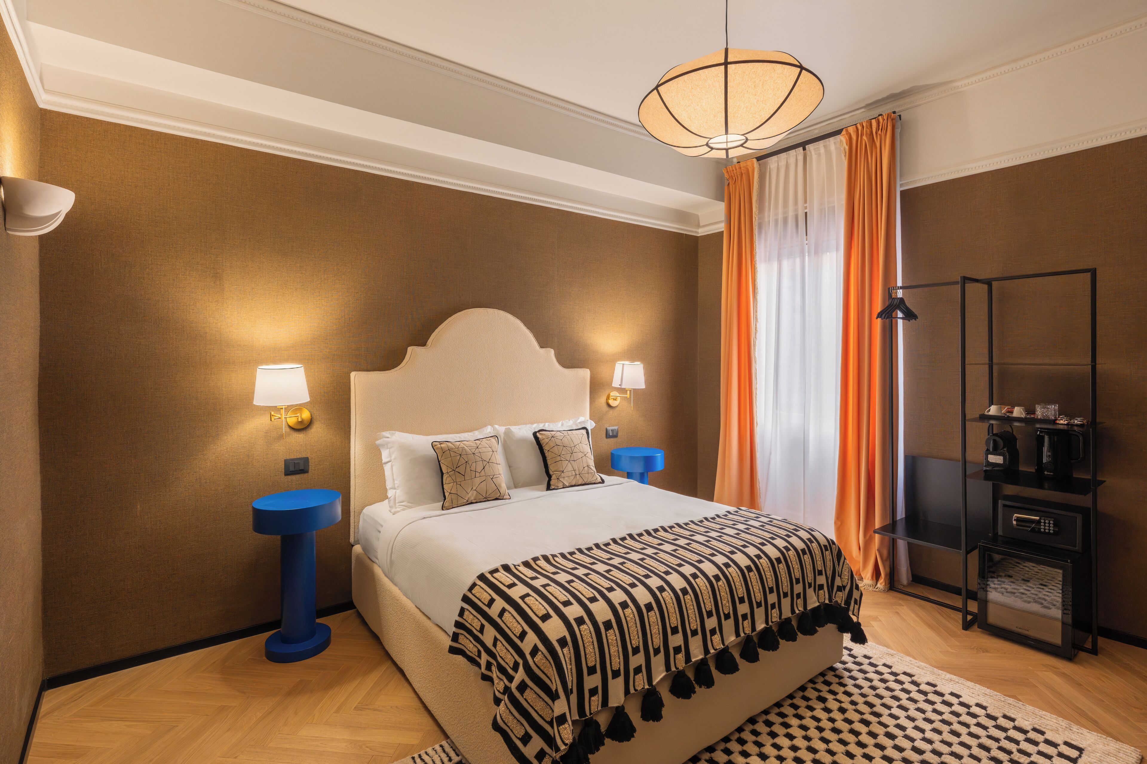 Rom – deluxe | Safe på rommet, skrivebord og wi-fi (inkludert)