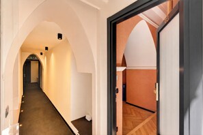 Deluxe Room | Building design - The Couper Bocca di Leone  (Rome)