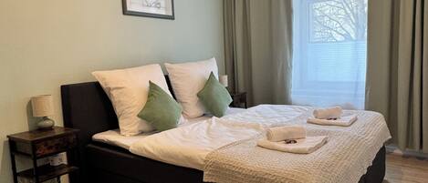 2 bedrooms, iron/ironing board, WiFi, bed sheets