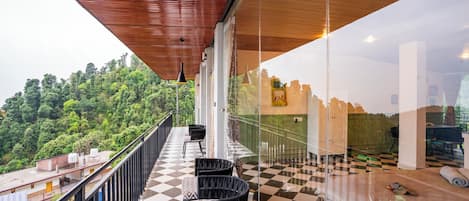 Studio Prestige, balcon, vue sur la montagne | Vue sur la montagne