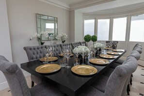 Dining - Luxury 6BR Knightsbridge house w/ Parking (London)