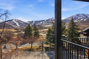Interior - Luxury 1BR Mason Condo With Unique Ski Chairr, Resort Amentities, AC (Heber City)