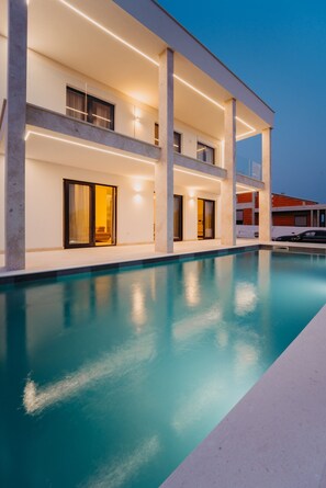 Imagen sin descripción, 3 de 49, botón