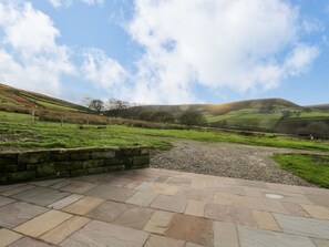 Property grounds - Little Esklets (Whitby)