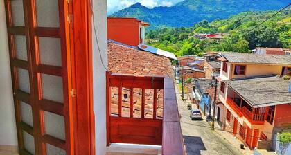 Family apartment next to the park + free parking