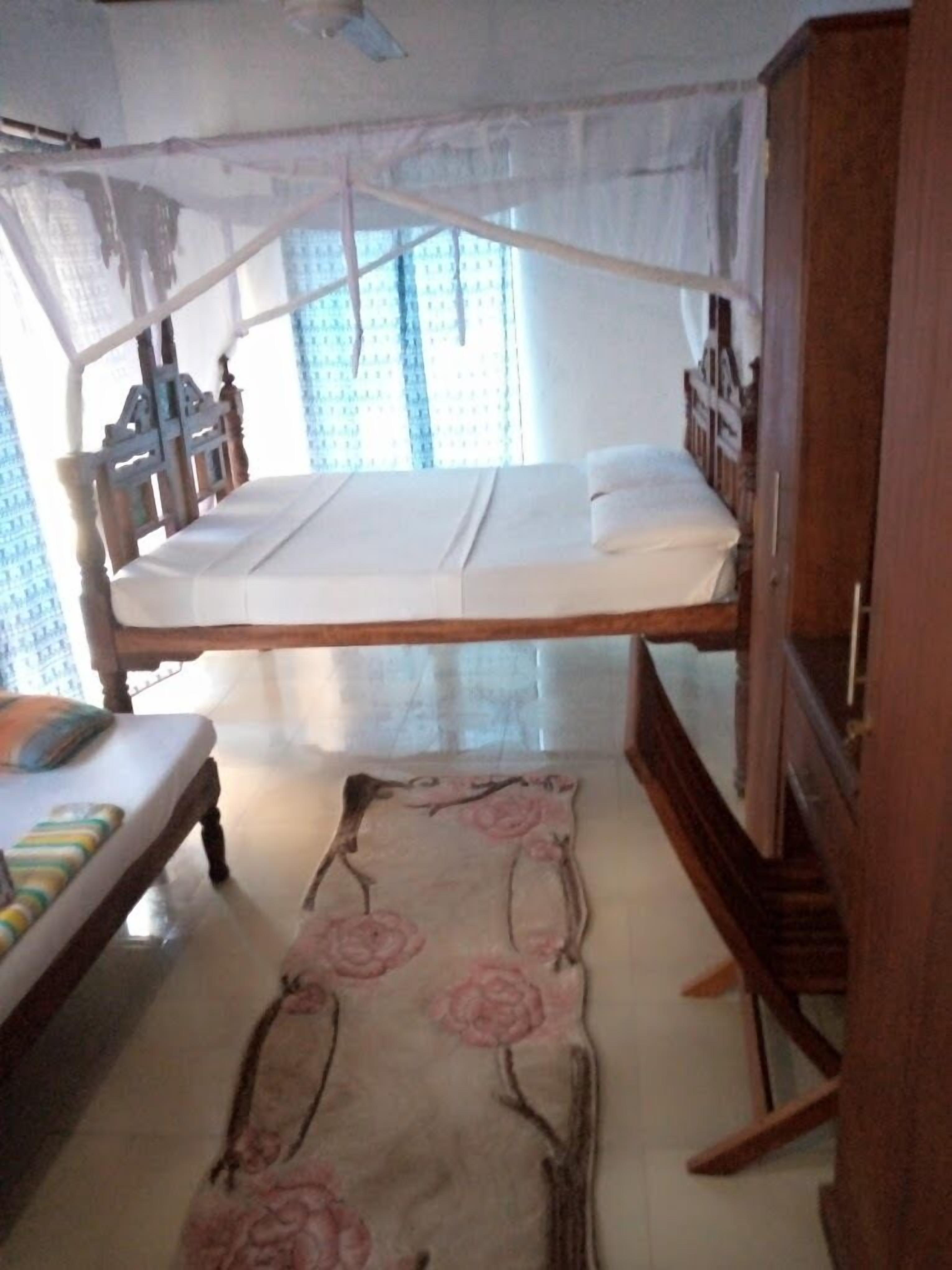 Deluxe Twin Room | Free WiFi, bed sheets