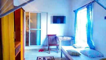 Deluxe Twin Room | Free WiFi