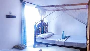 Deluxe Twin Room | Free WiFi, bed sheets