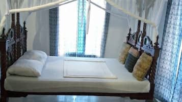 Deluxe Twin Room | Free WiFi, bed sheets