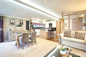 House | 2 bedrooms - Host Stay Enzo s Lodge (York)