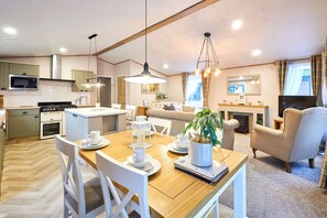 House - Host Stay Peace Lodge (York)