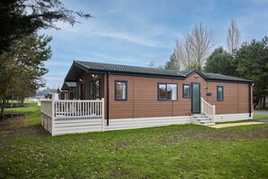 3 bedrooms - Host Stay Oakwood Lodge (York)