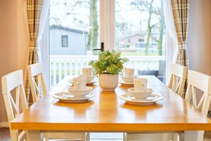 House | 2 bedrooms - Host Stay Cherry Lodge (York)