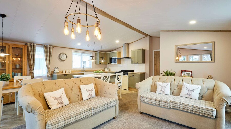 Host Stay Cherry Lodge