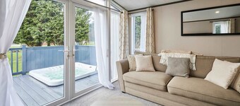 โฮสต์ สเตย์ เดอะ เคสเทรล ลอดจ์