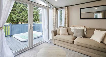 Host Stay The Kestrel Lodge