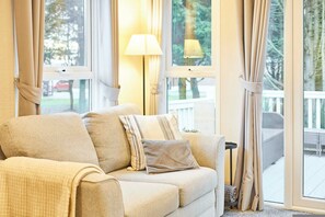 House - Host Stay Woodpark Lodge (York)