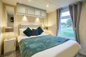 House - Host Stay Woodpark Lodge (York)