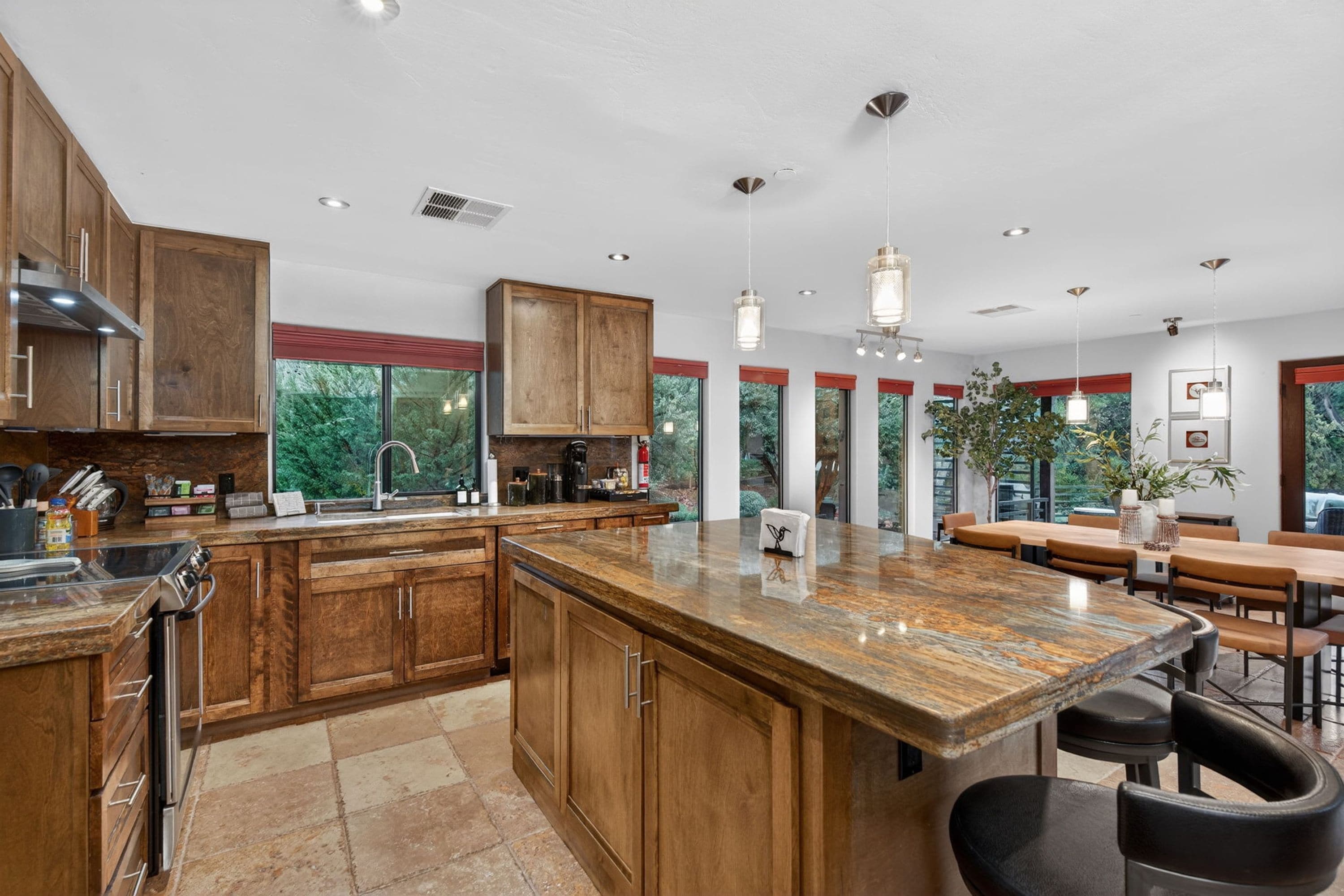 獨棟房屋 | 4 間臥室、網路服務