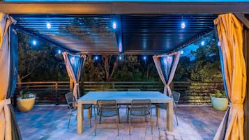 House | 4 bedrooms, Internet